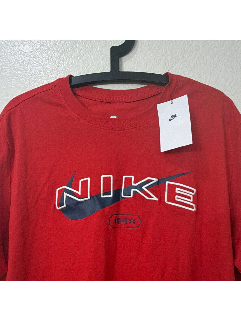 Nike The Nike Tee Men's Red Graphic Logo Crew Neck T-Shirt XL FV5711-657
